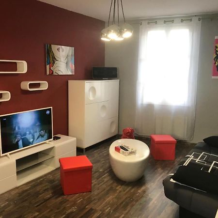 Appartement Style Pop Art Avec Garage Centre Historique Beziers Exterior photo