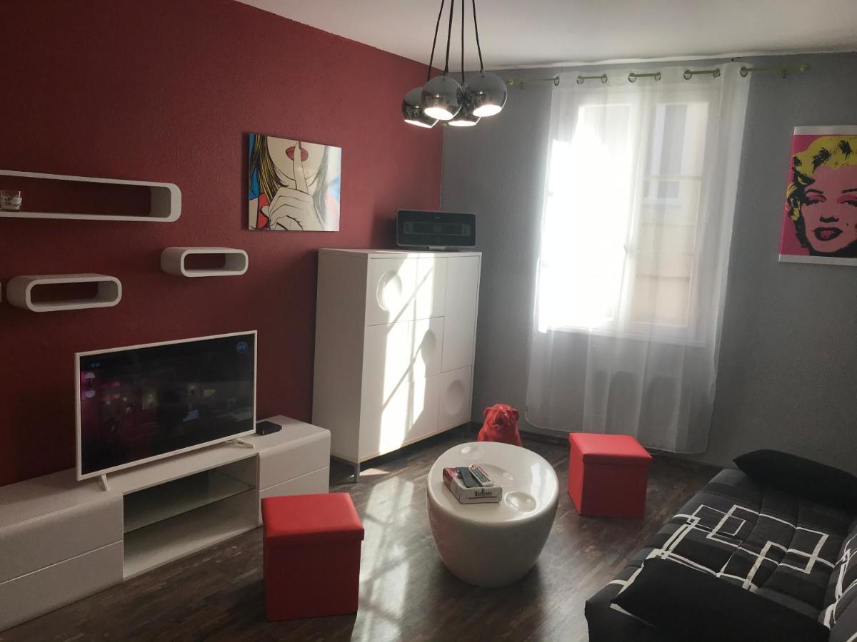 Appartement Style Pop Art Avec Garage Centre Historique Beziers Exterior photo